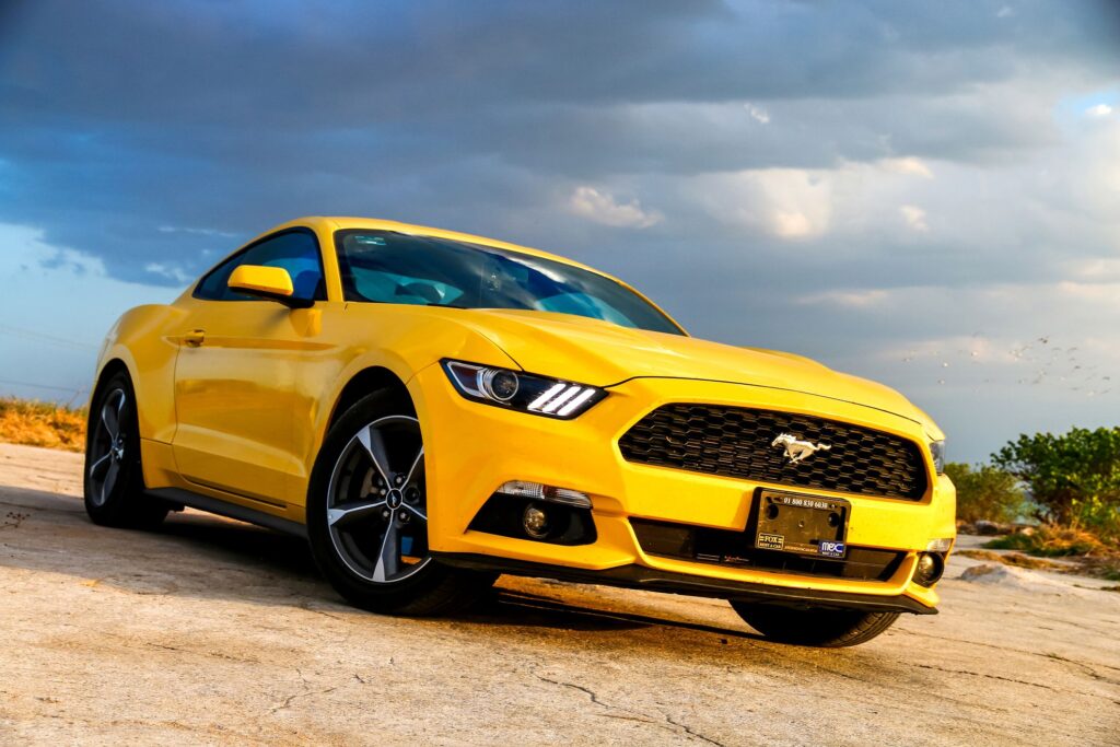 Carro Amarelo